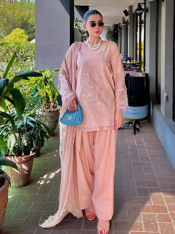 Blush peach
